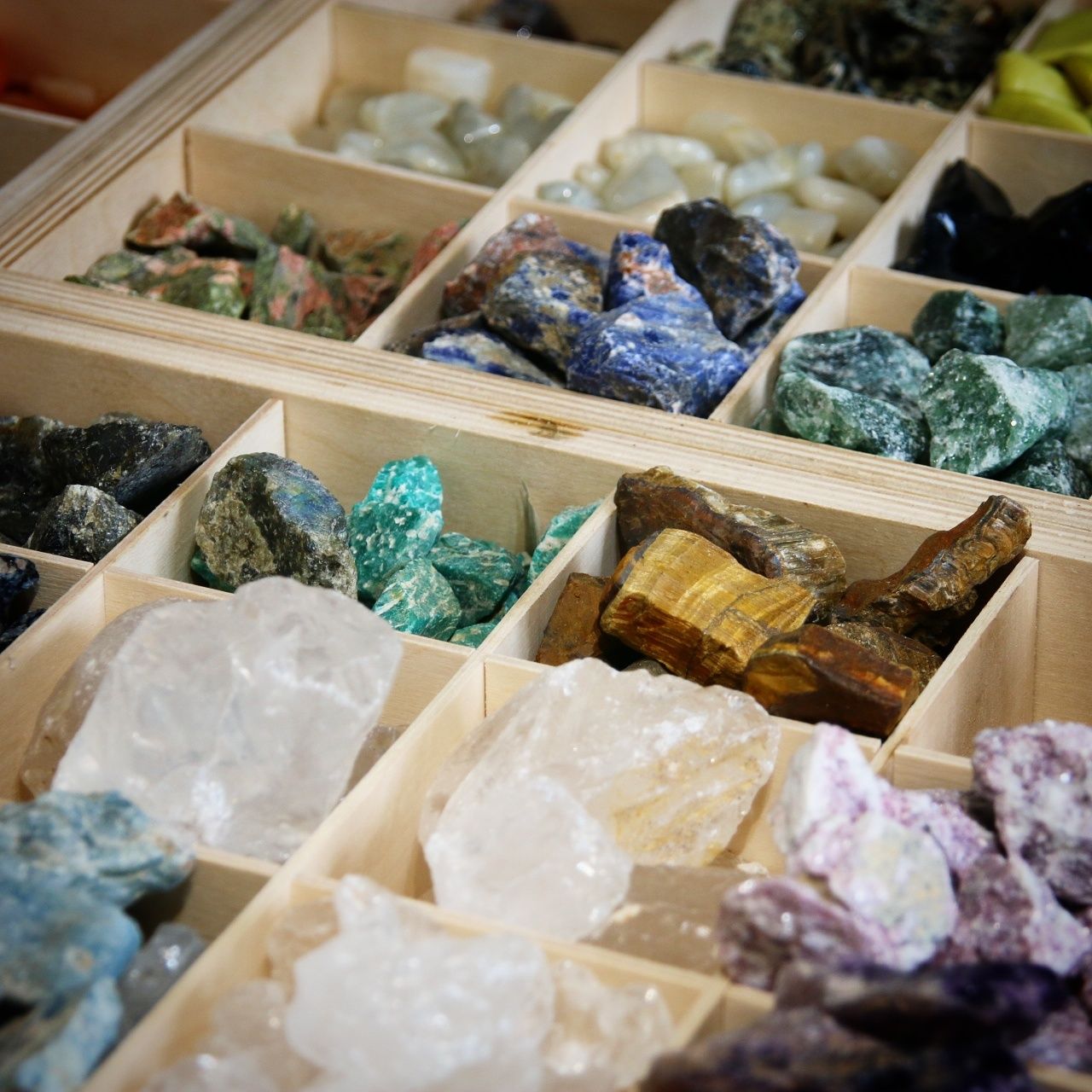 Crystals & Minerals - Rough healing Crystals