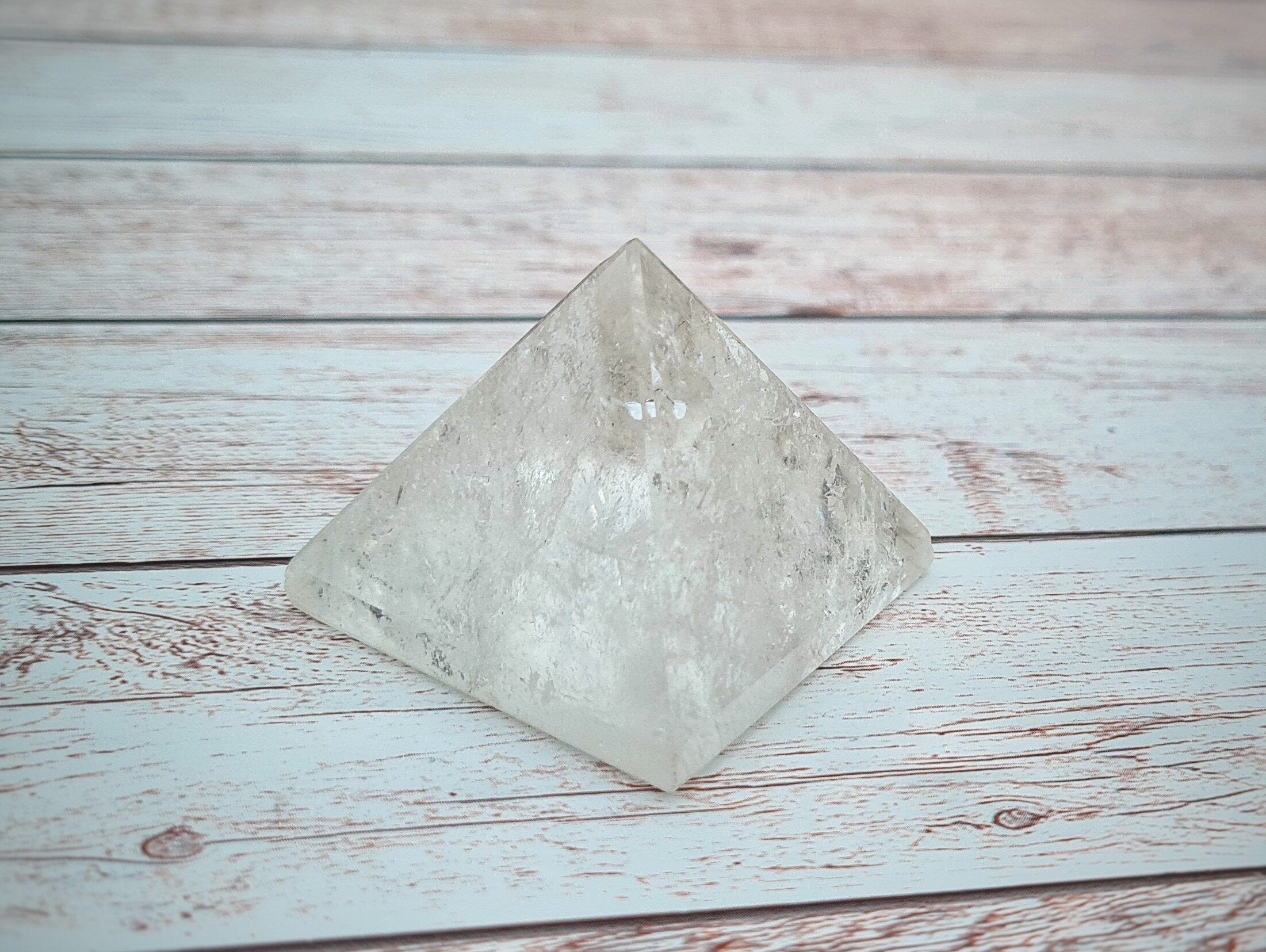 Clear Quartz / Rock crystal pyramid 35mm